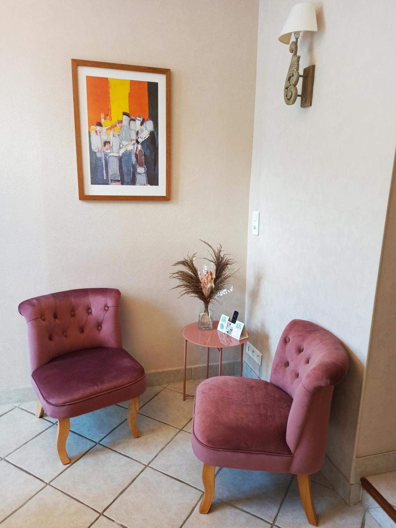Logis Hotel Le Prince Noir Serignac-sur-Garonne Exterior photo